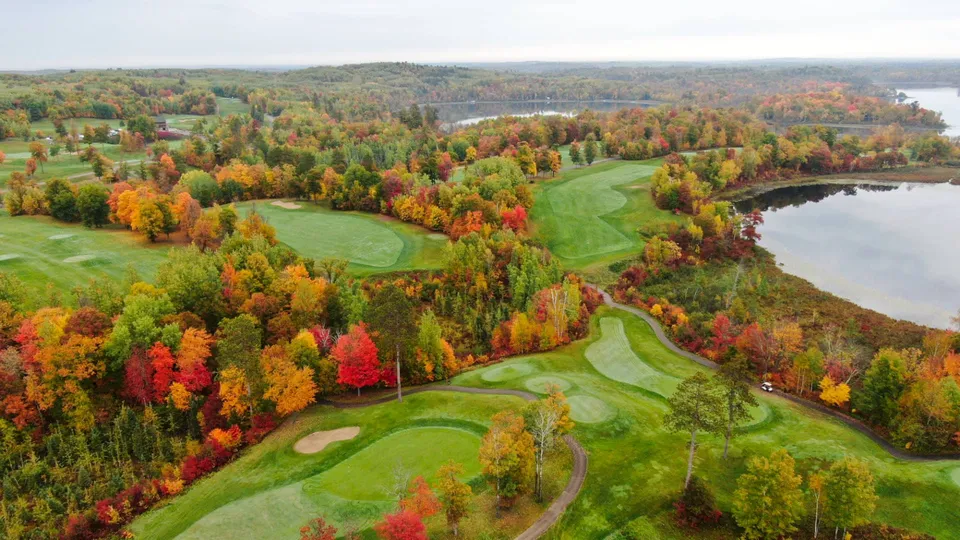 Fall colors across the Golden Eagle property at peak season